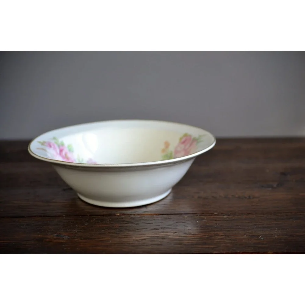 Warwick Rosemoent Oval Vegetable Bowl / Vintage Dinner Serving Pink‎ Floral